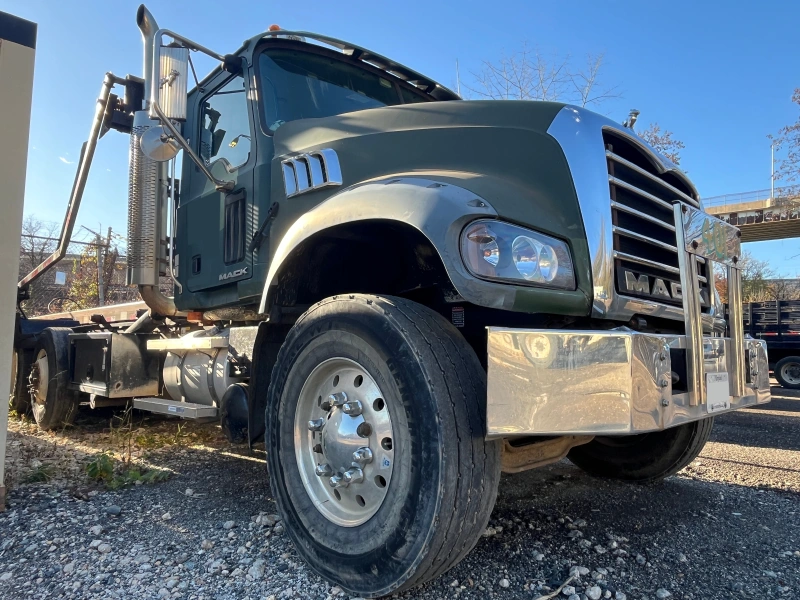 2007 MACK Granite CTP713