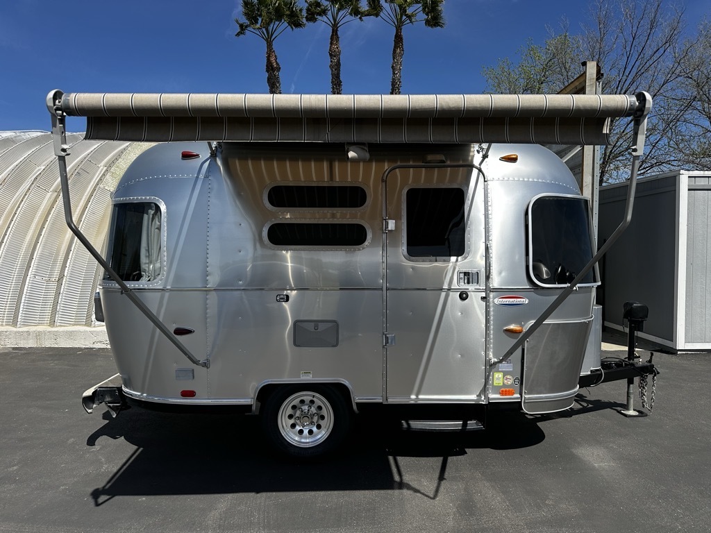 2012 Airstream International Serenity 16RB in winters CA