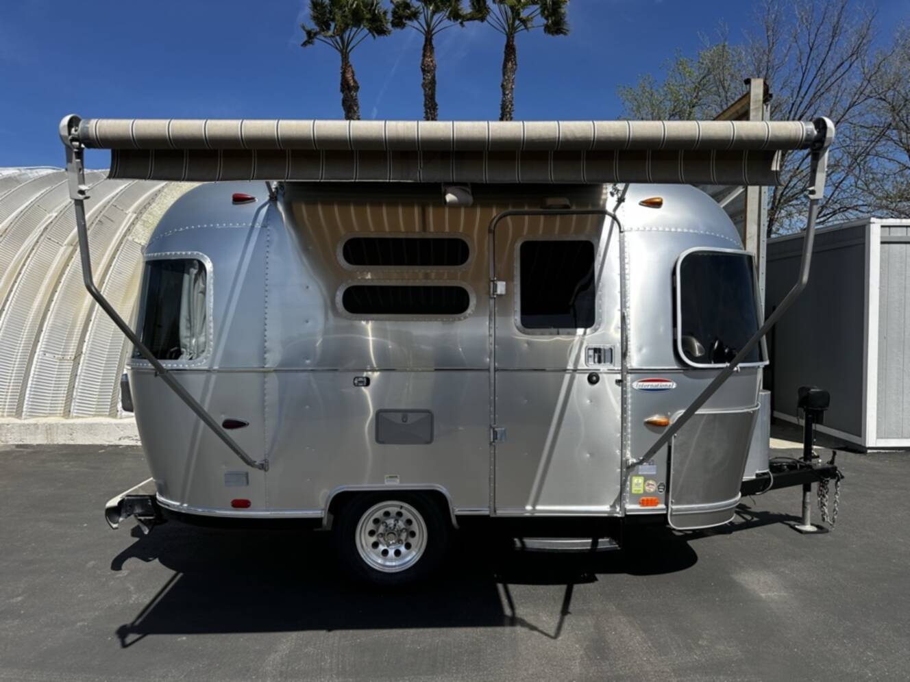 A photo of this 2012 Airstream International Serenity 16RB
