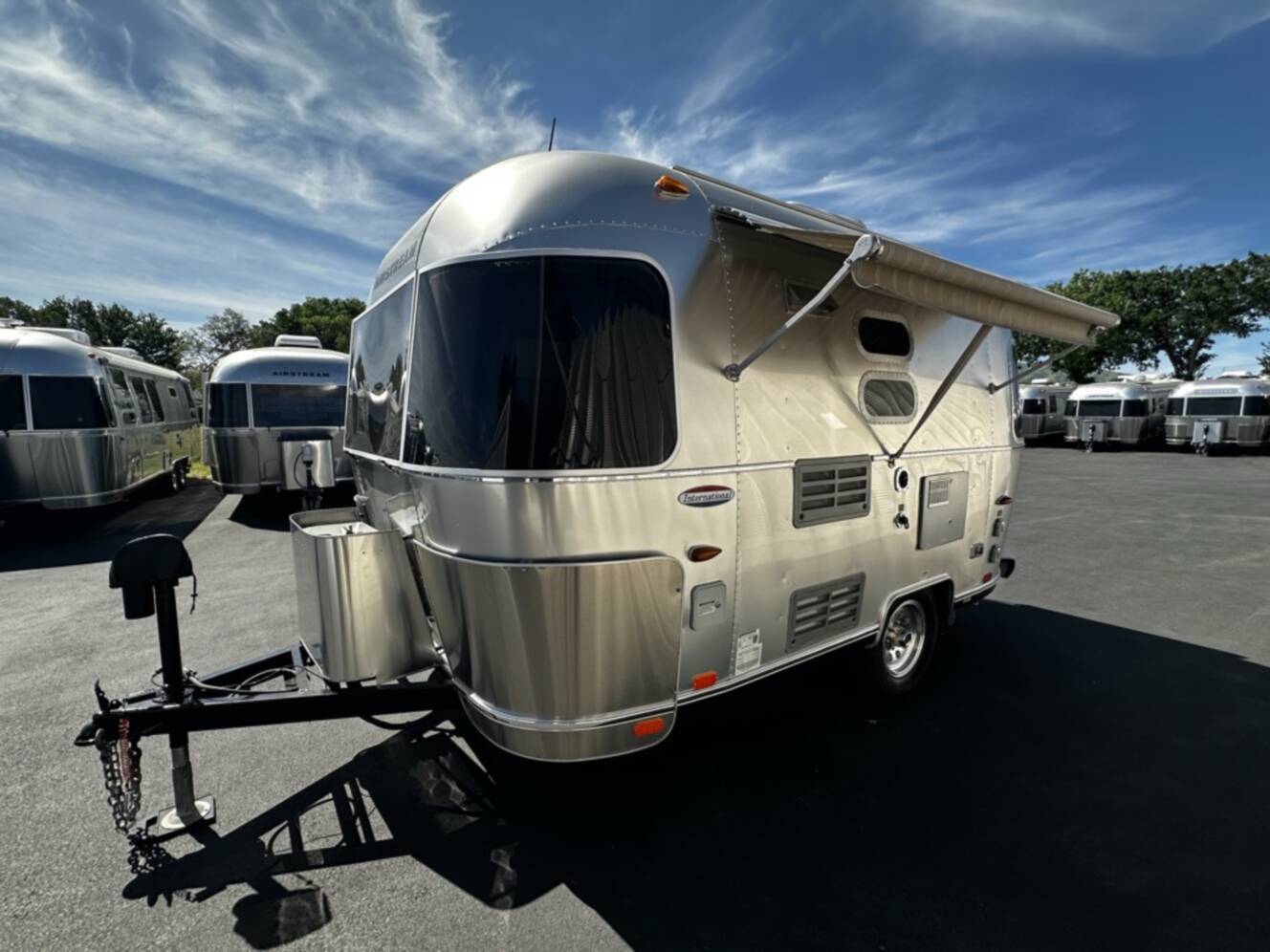 A photo of this 2012 Airstream International Serenity 16RB