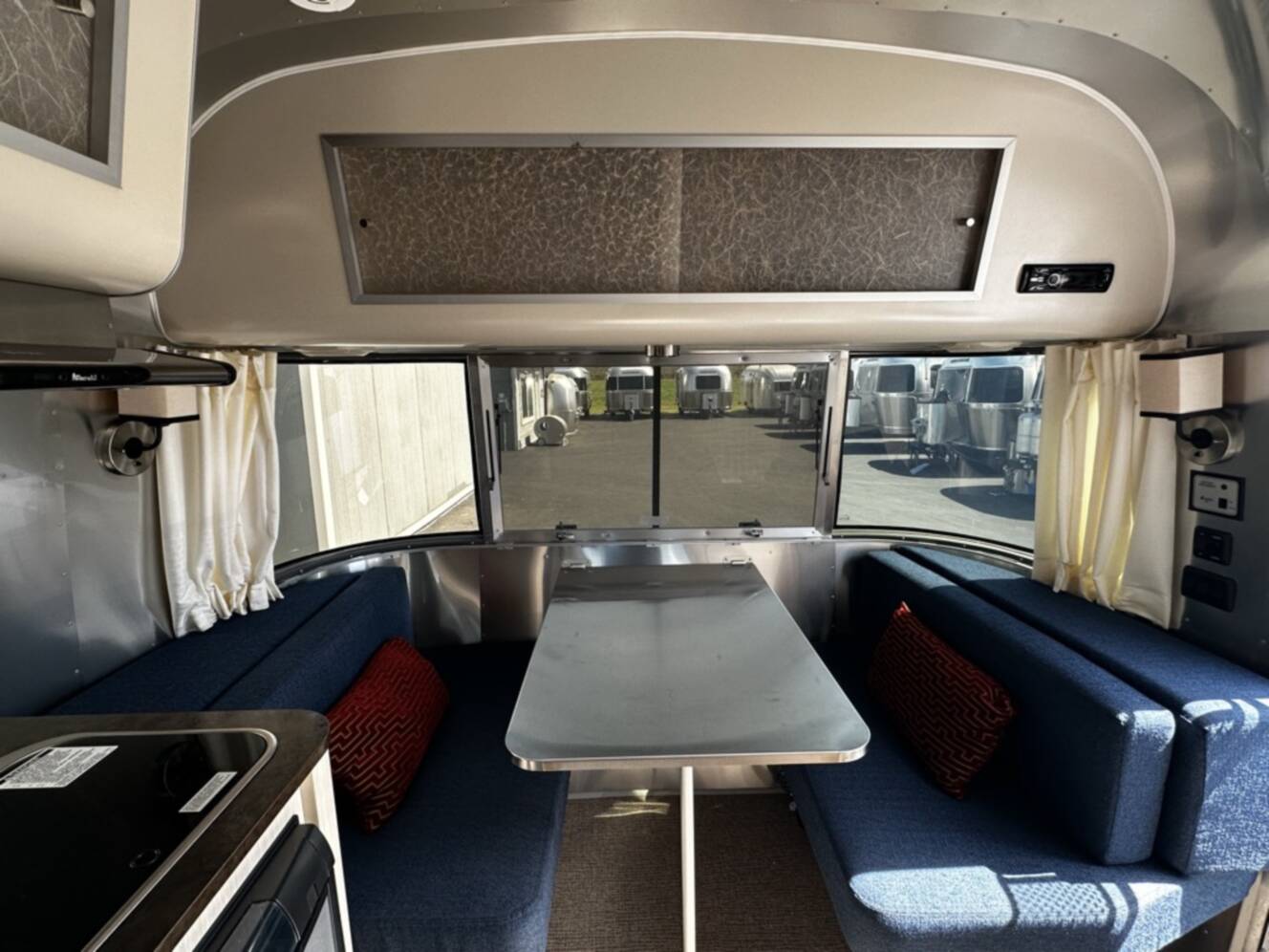 A photo of this 2012 Airstream International Serenity 16RB