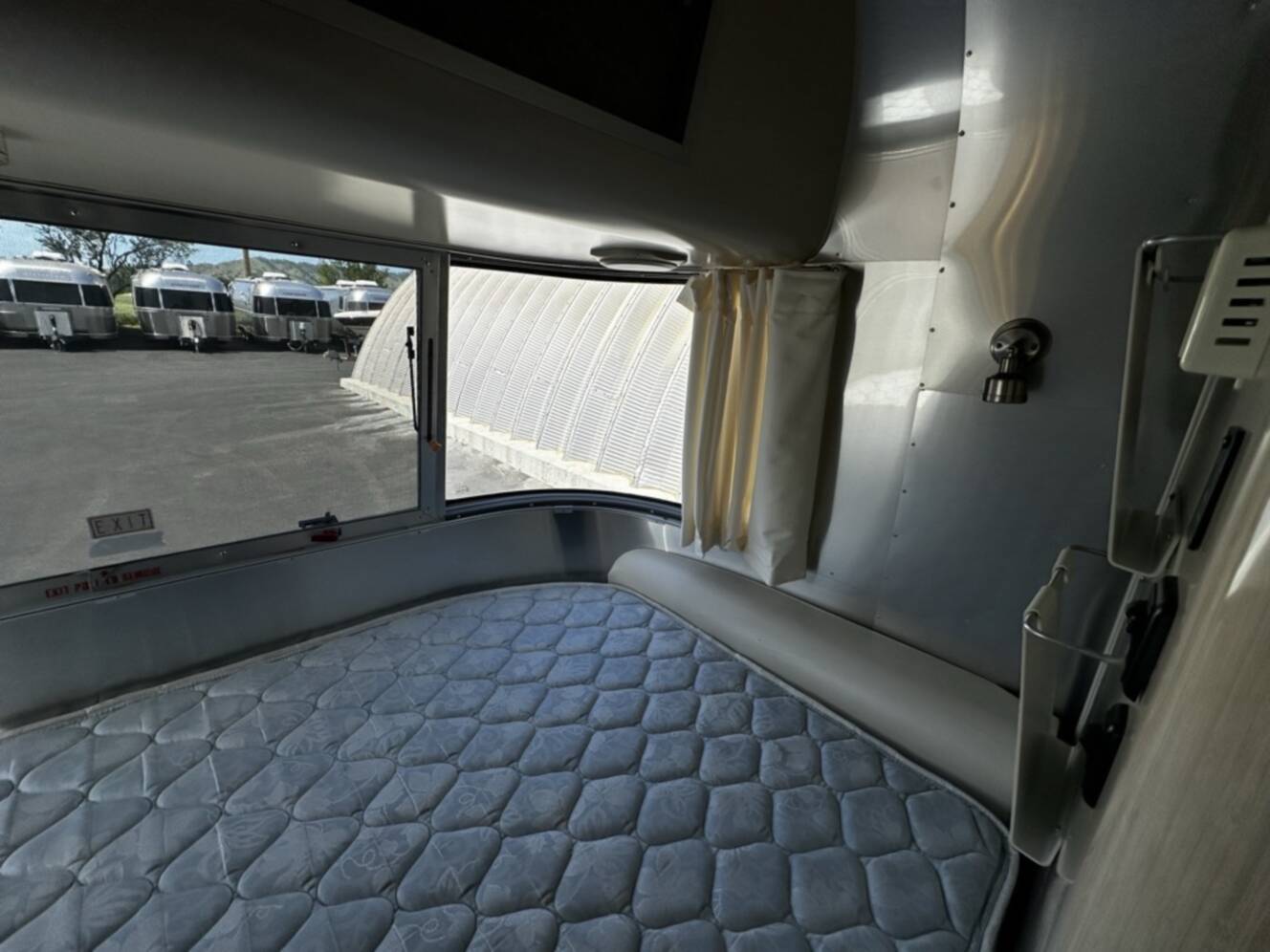 A photo of this 2012 Airstream International Serenity 16RB