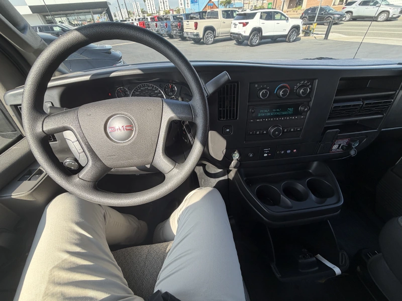 2026 GMC SAVANA CUTAWAY 3500 V8 GAS