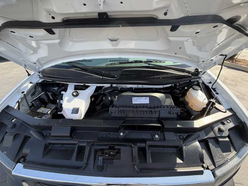 2026 GMC SAVANA CUTAWAY 3500 V8 GAS