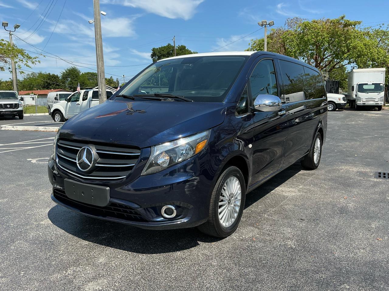 2021 MERCEDES-BENZ METRIS in Hollywood, FL