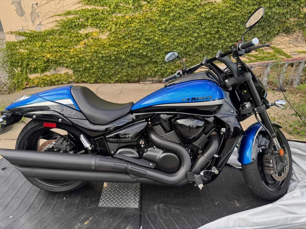 2021 Suzuki BOULEVARD M109R B.O.S.S. M109R B.O.S.S. in Bronx, NY