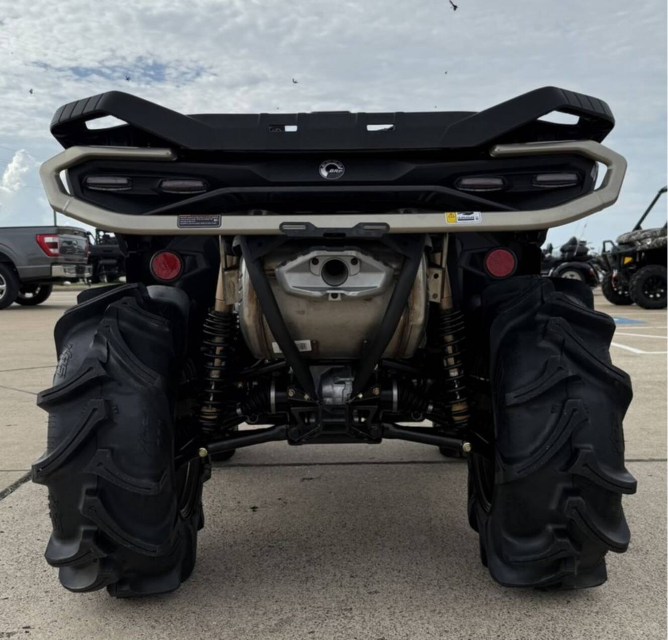 A photo of this 2026 Can-Am Outlander X mr 850