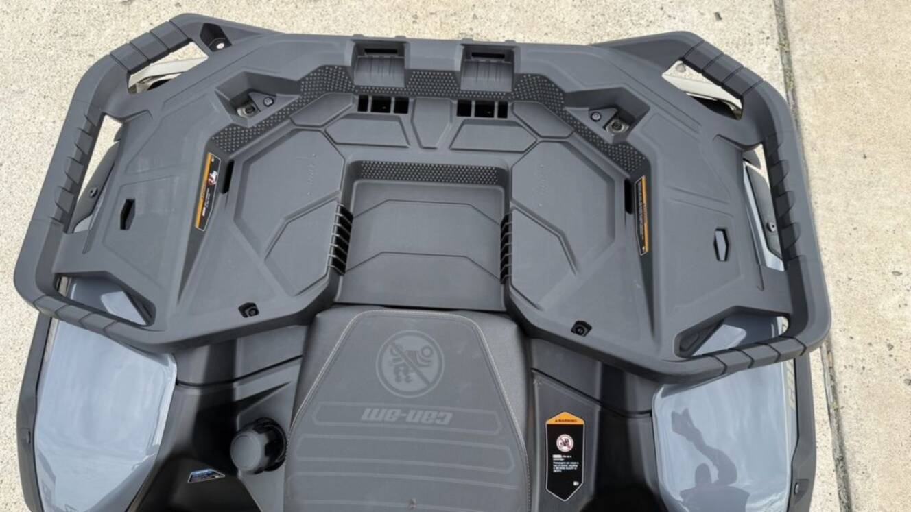 A photo of this 2026 Can-Am Outlander X mr 850