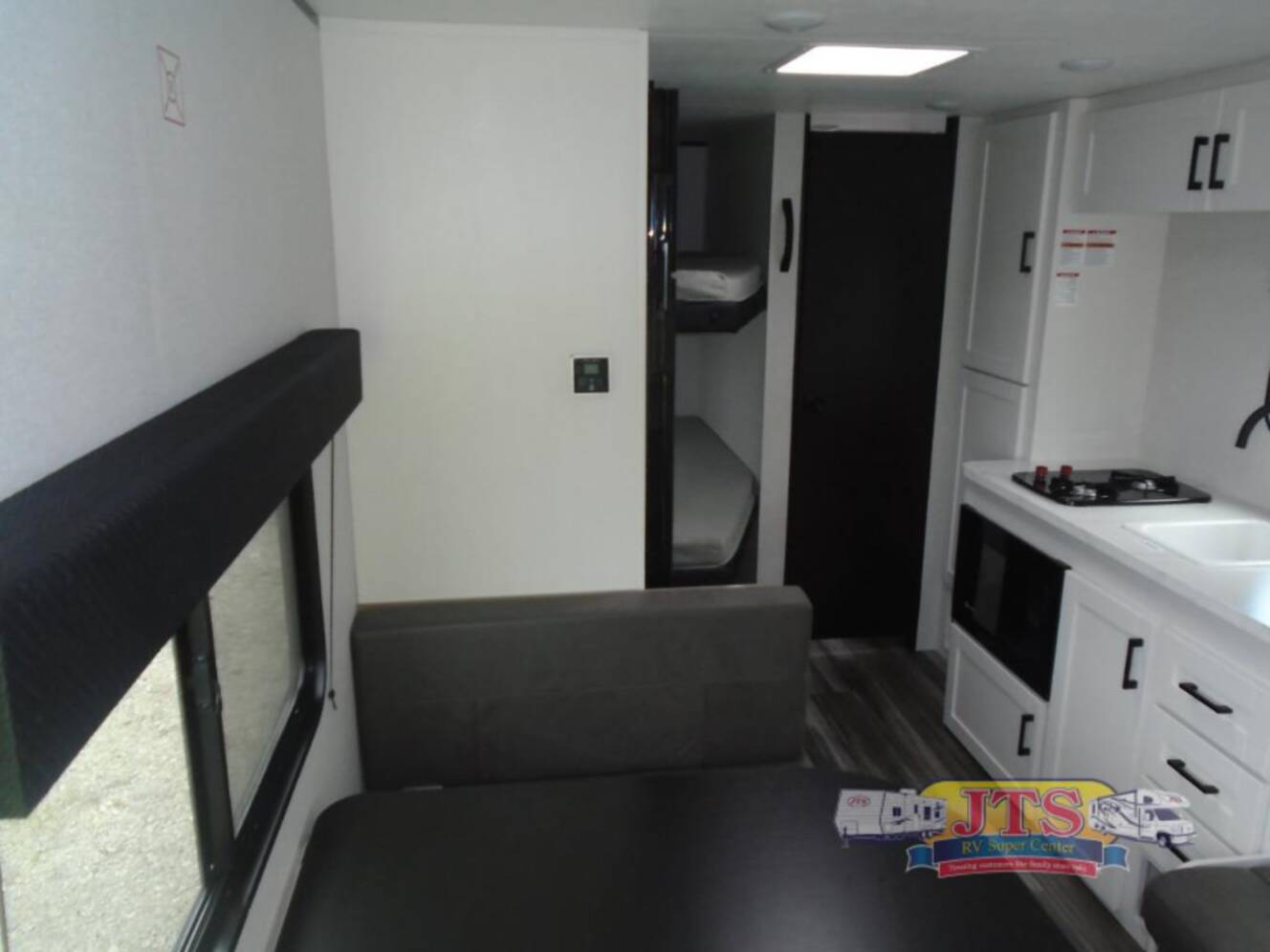 A photo of this 2026 Jayco Jay Flight SLX 250BH