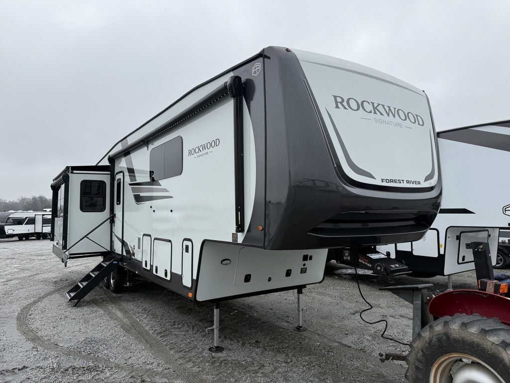 2026 Forest River Rv Rockwood Signature 401SFB in anderson SC