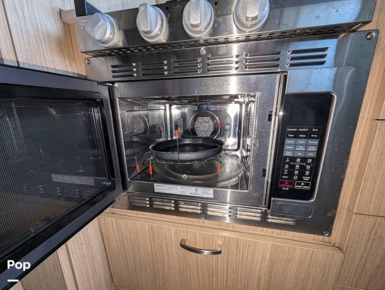 A photo of this 2020 Airstream Flying Cloud 27FB Twin