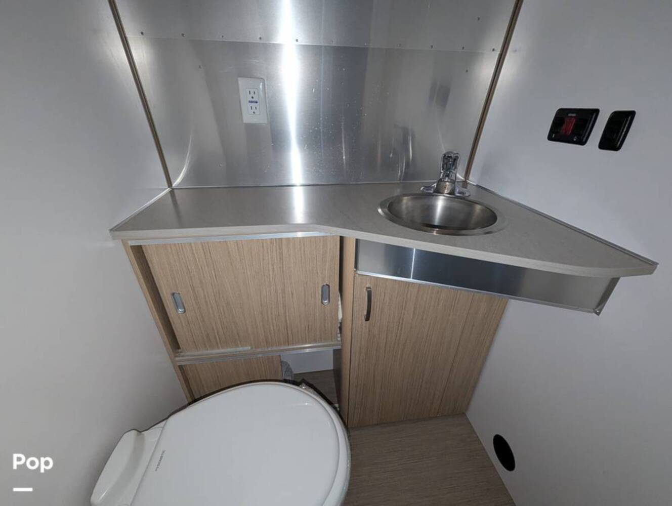 A photo of this 2020 Airstream Flying Cloud 27FB Twin