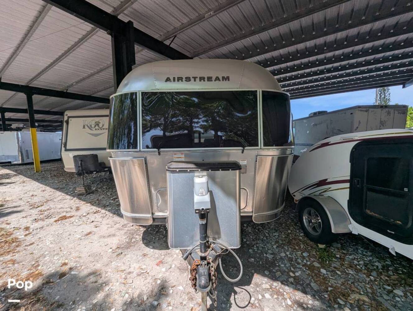 A photo of this 2020 Airstream Flying Cloud 27FB Twin