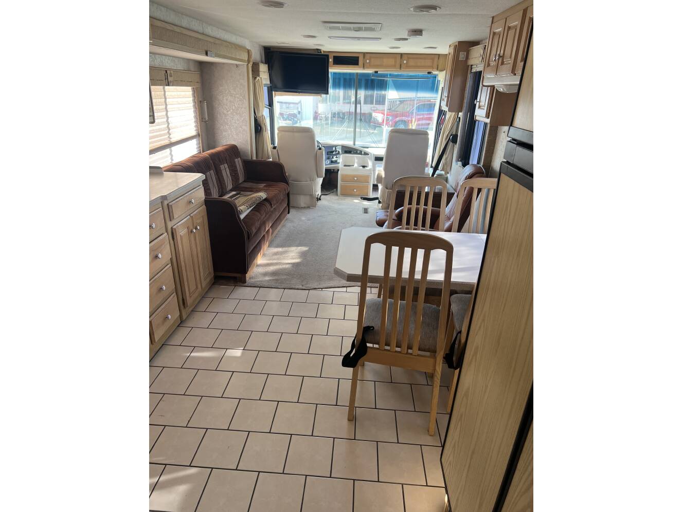 A photo of this 1999 Monaco DIPLOMAT 38 A