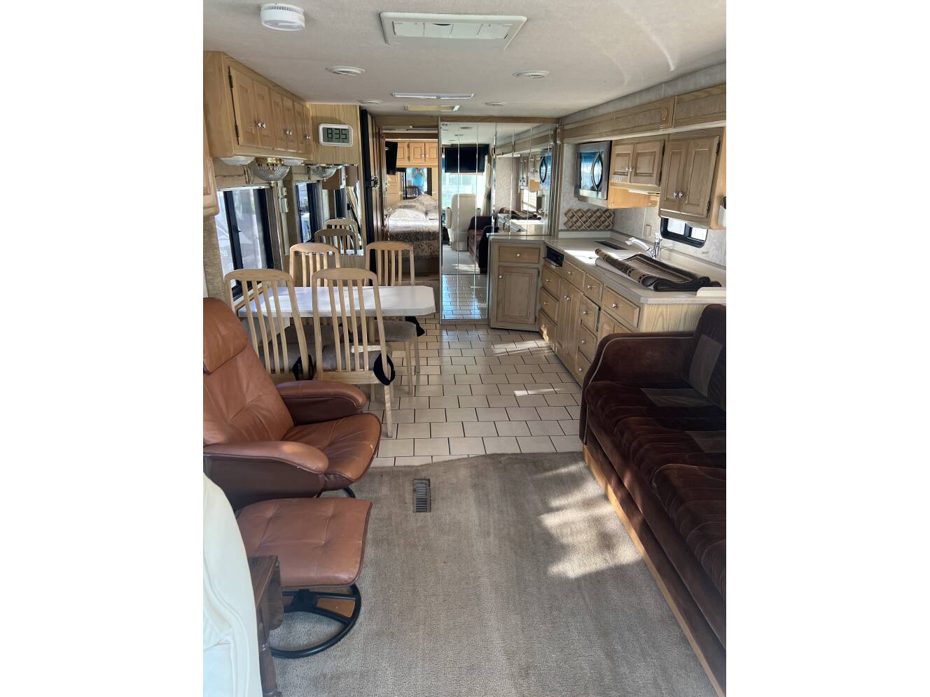 A photo of this 1999 Monaco DIPLOMAT 38 A