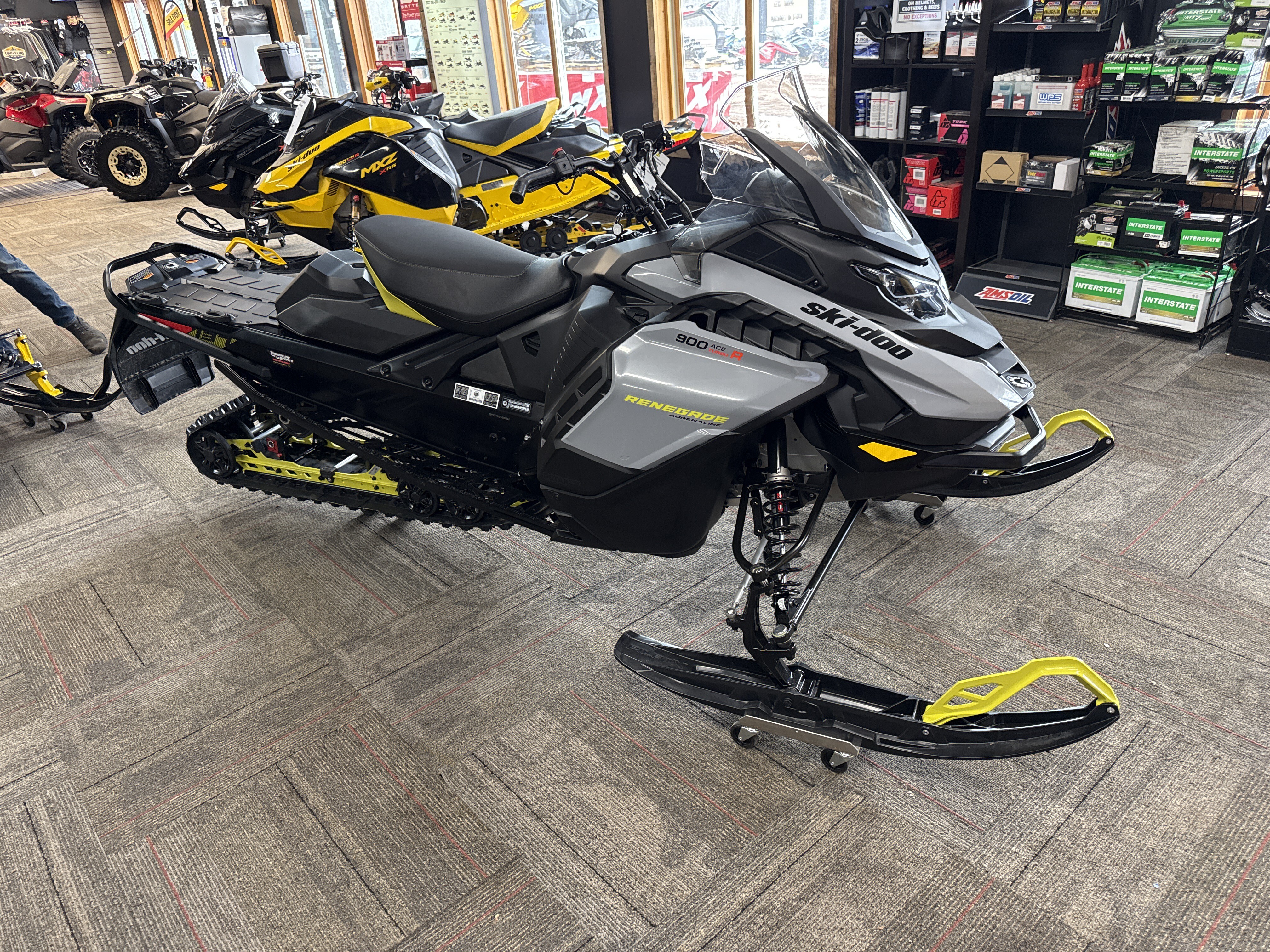 2026 Ski-Doo Renegade Adrenaline 900 ACE Turbo R ES Ripsaw 1.25 in bergland MI
