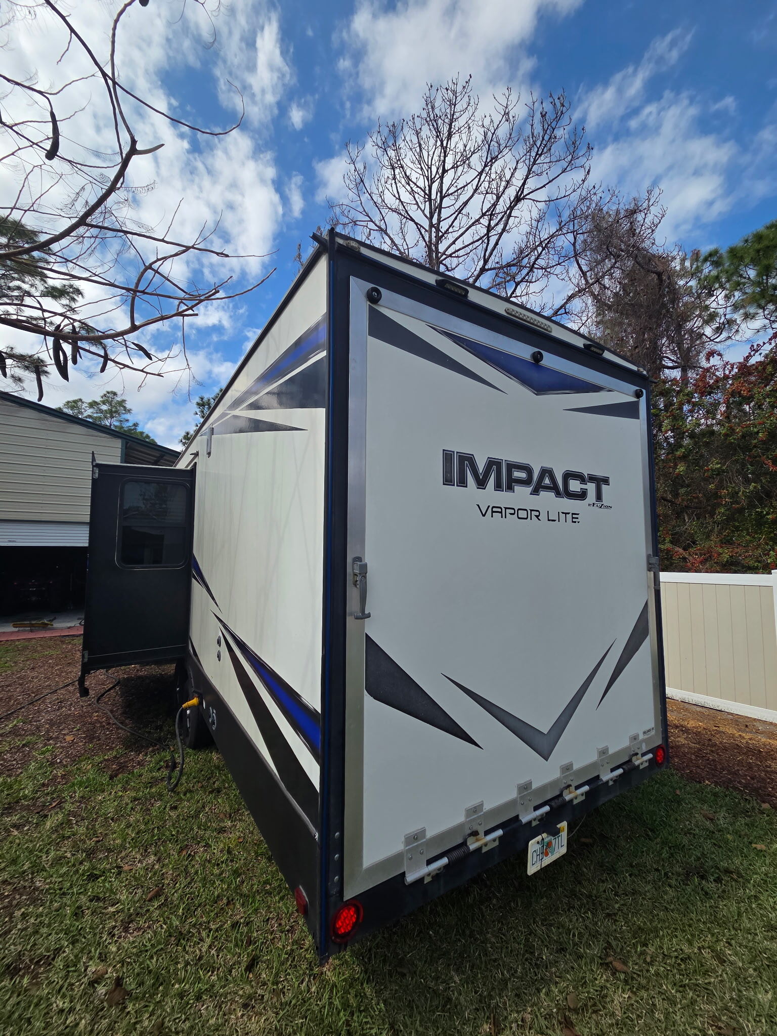 2018 Keystone IMPACT VAPOR LITE 29V in palm bay FL