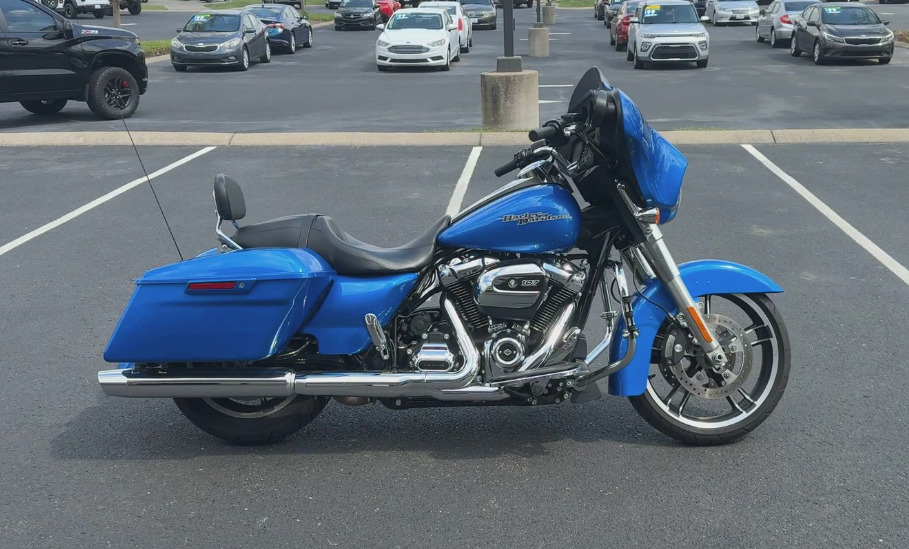 2018 Harley-Davidson STREET GLIDE in East Ridge, TN
