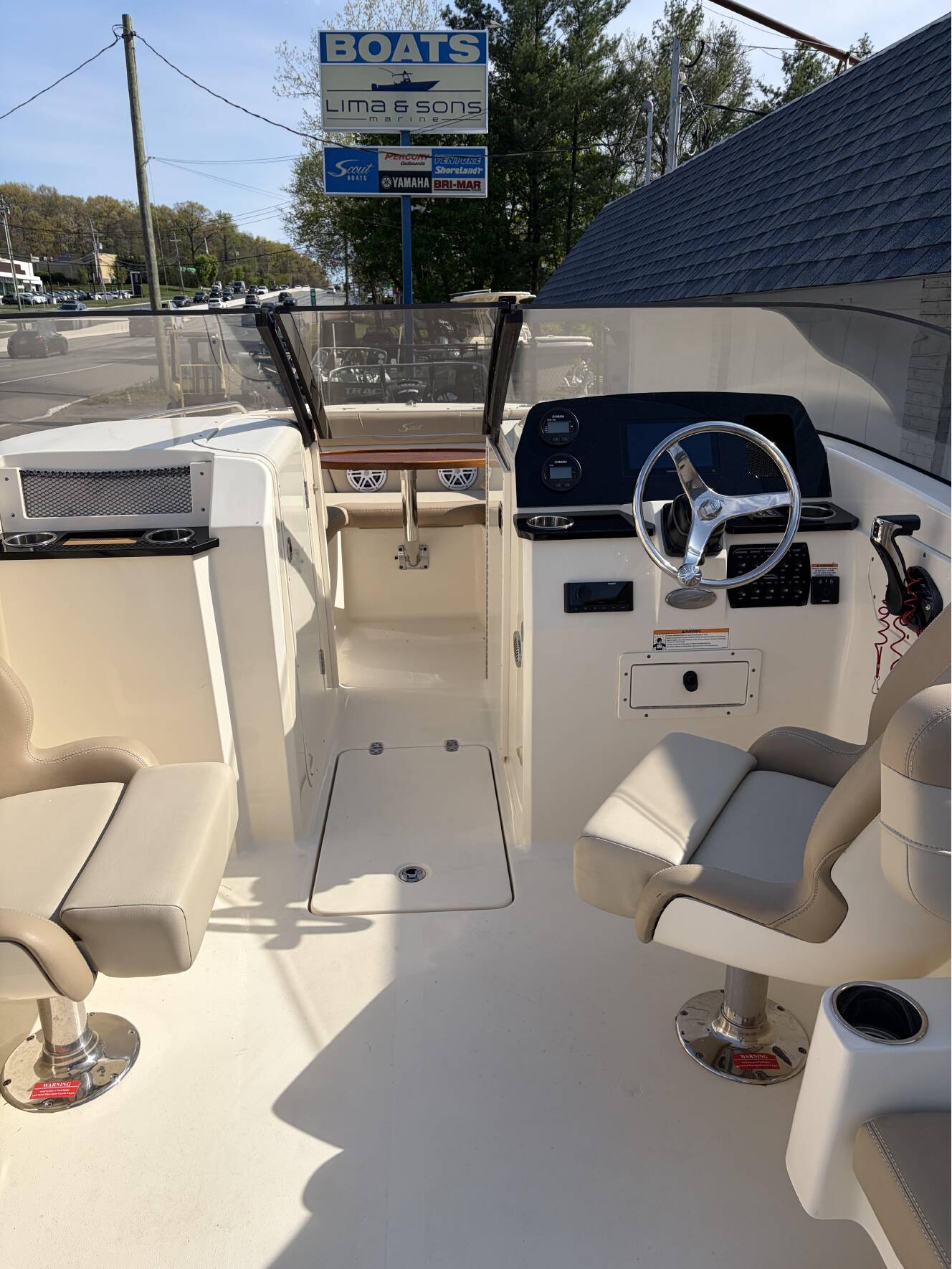 A photo of this 2023 Scout Boat Company 215 DORADO