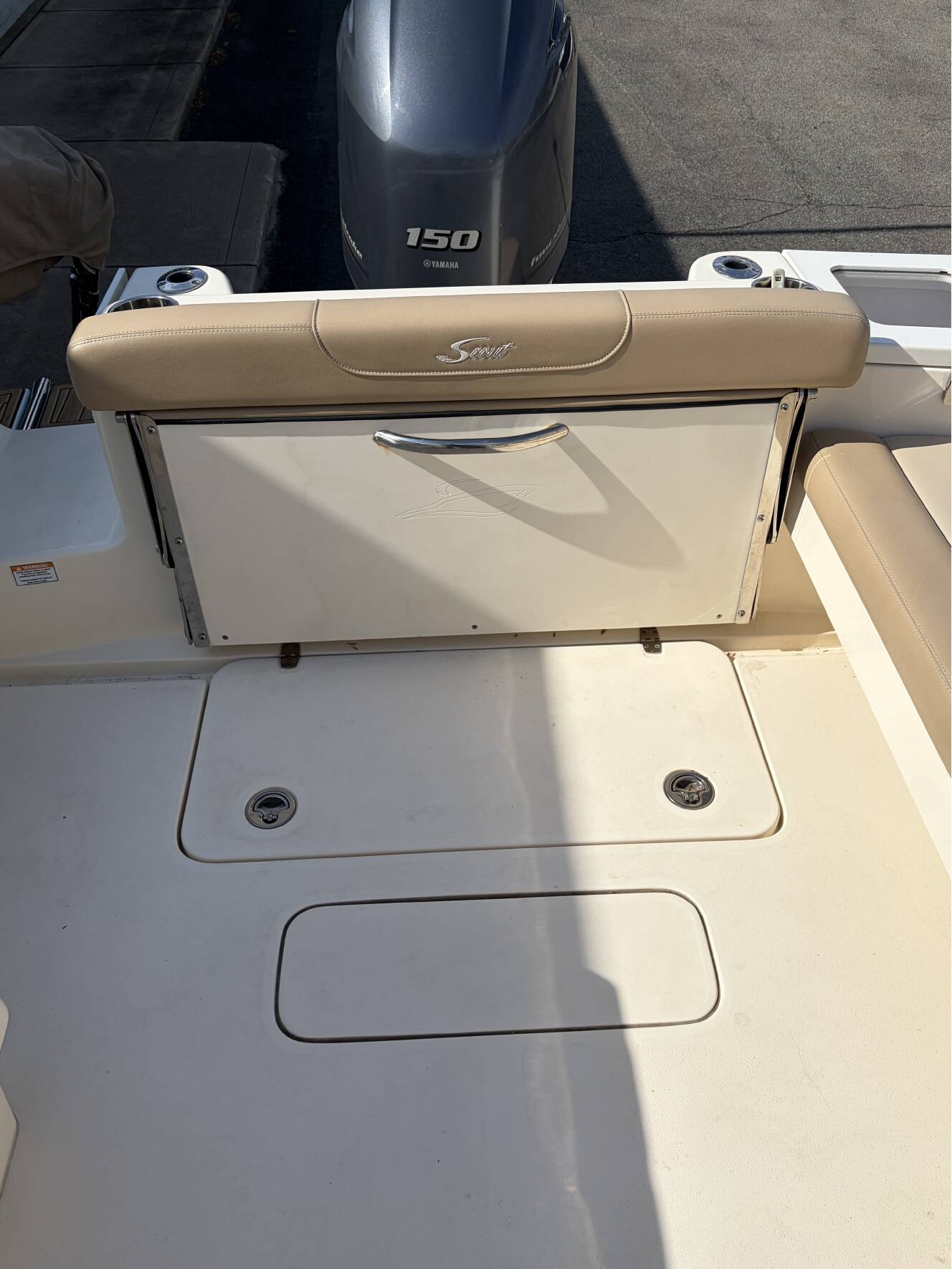 A photo of this 2023 Scout Boat Company 215 DORADO