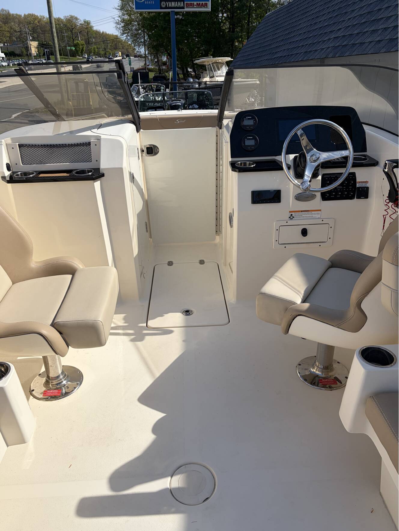 A photo of this 2023 Scout Boat Company 215 DORADO