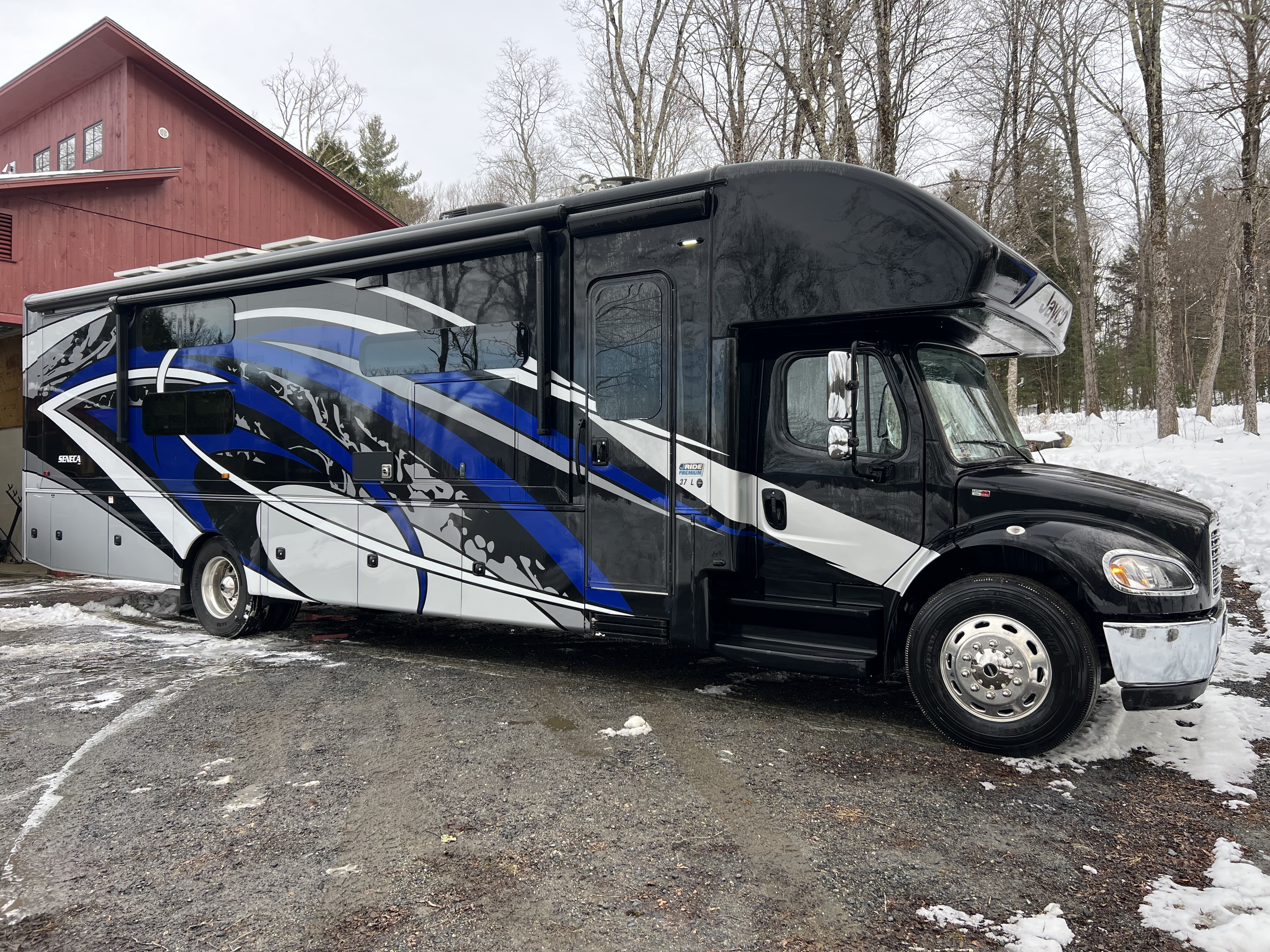 2021 Jayco SENECA 37L RV