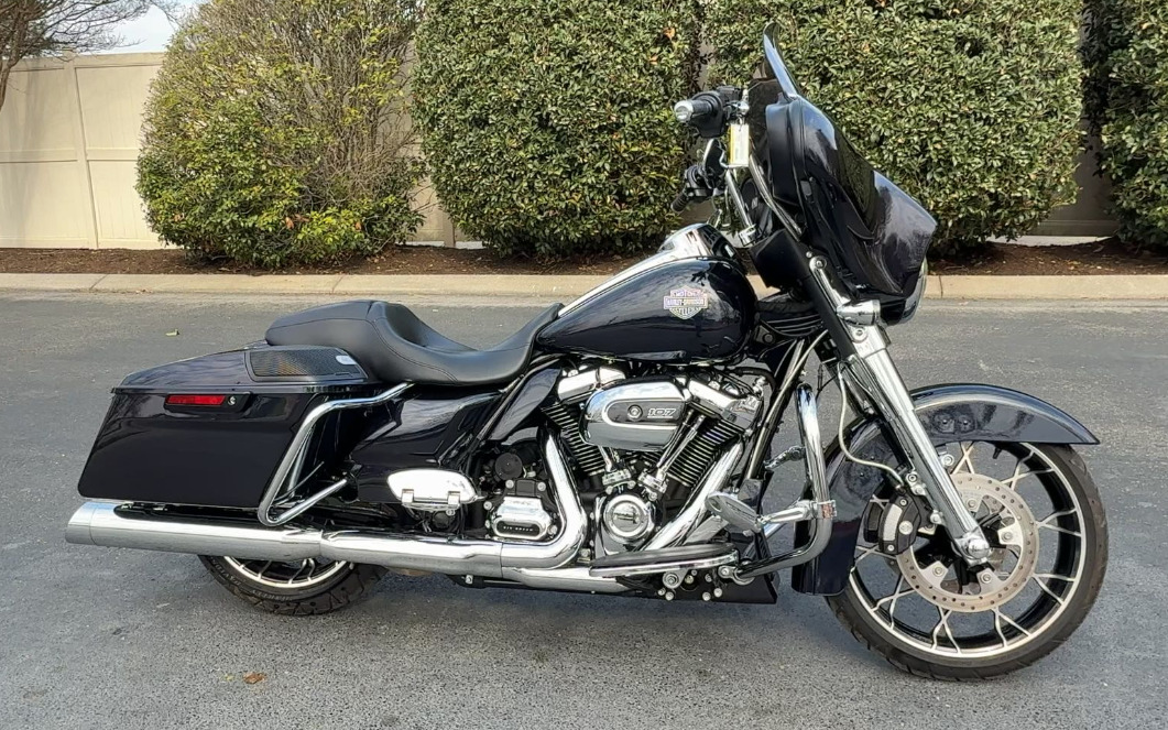 2019 Harley-Davidson STREET GLIDE in East Ridge, TN