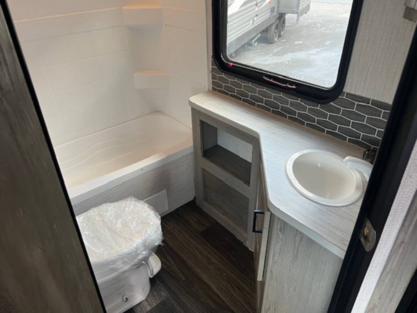 A photo of this 2021 Heartland Mallard M180BH