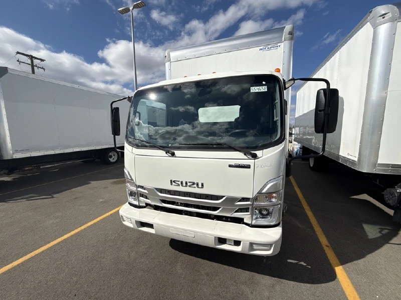2025 ISUZU NPR HD
