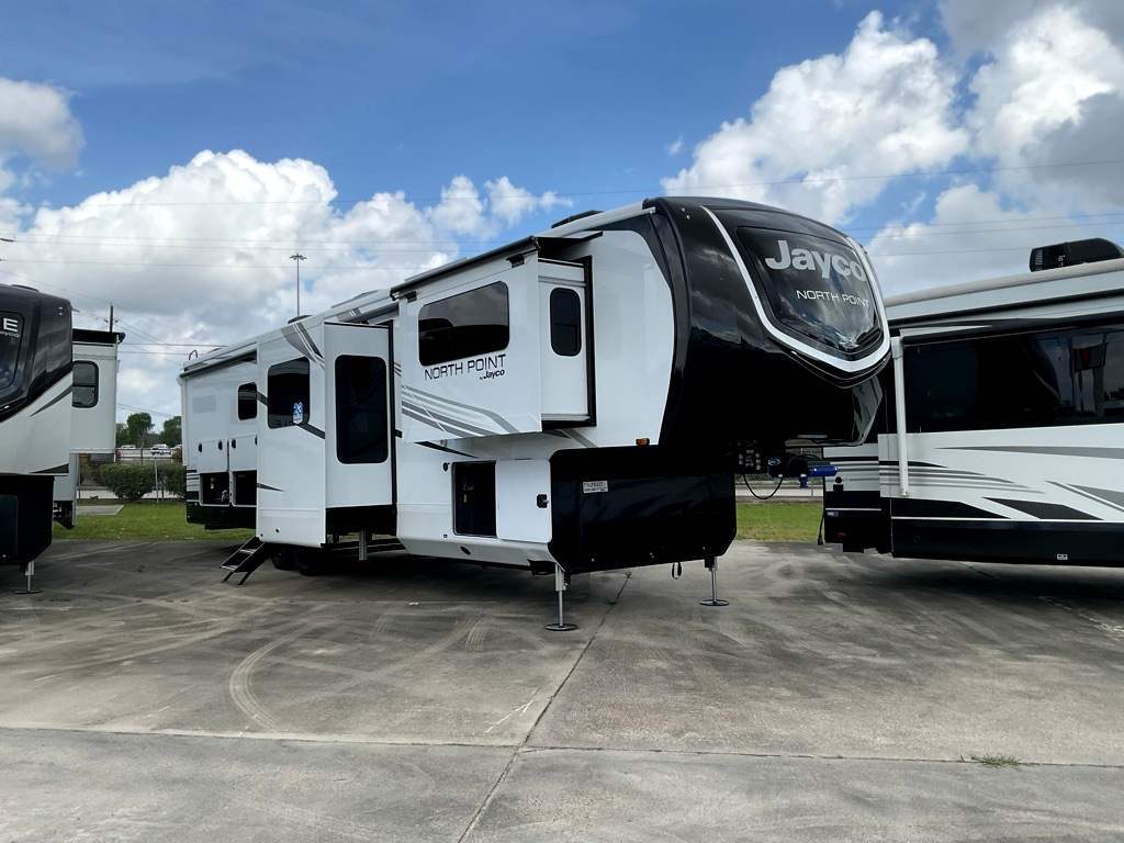 2026 Jayco North Point 382FLRB in houston TX