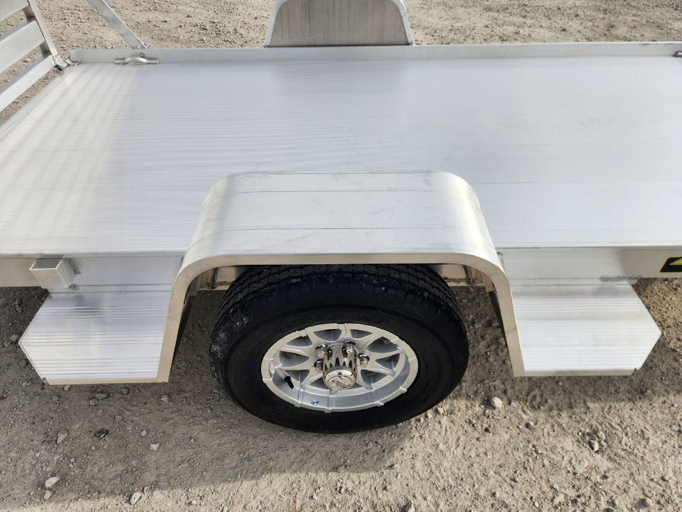 A photo of this 2027 Aluma 5410S
