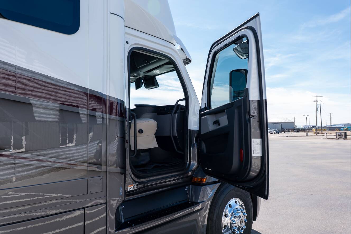 A photo of this 2026 Renegade XL X45DBM