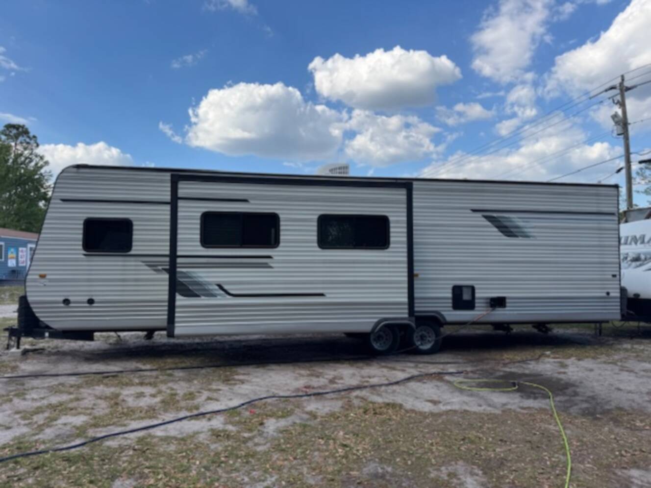 A photo of this 2023 Hl Enterprise PREMIER
