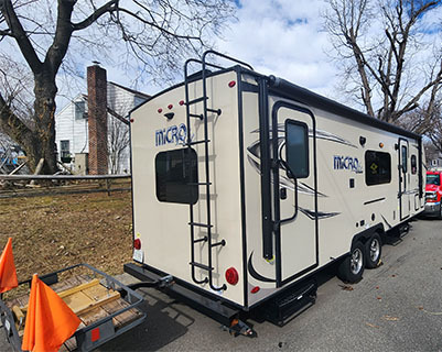 2018 Forest River FLAGSTAFF MICRO LITE 25KS in clarksburg MD