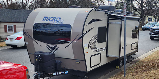 2018 Forest River FLAGSTAFF MICRO LITE 25KS in clarksburg MD