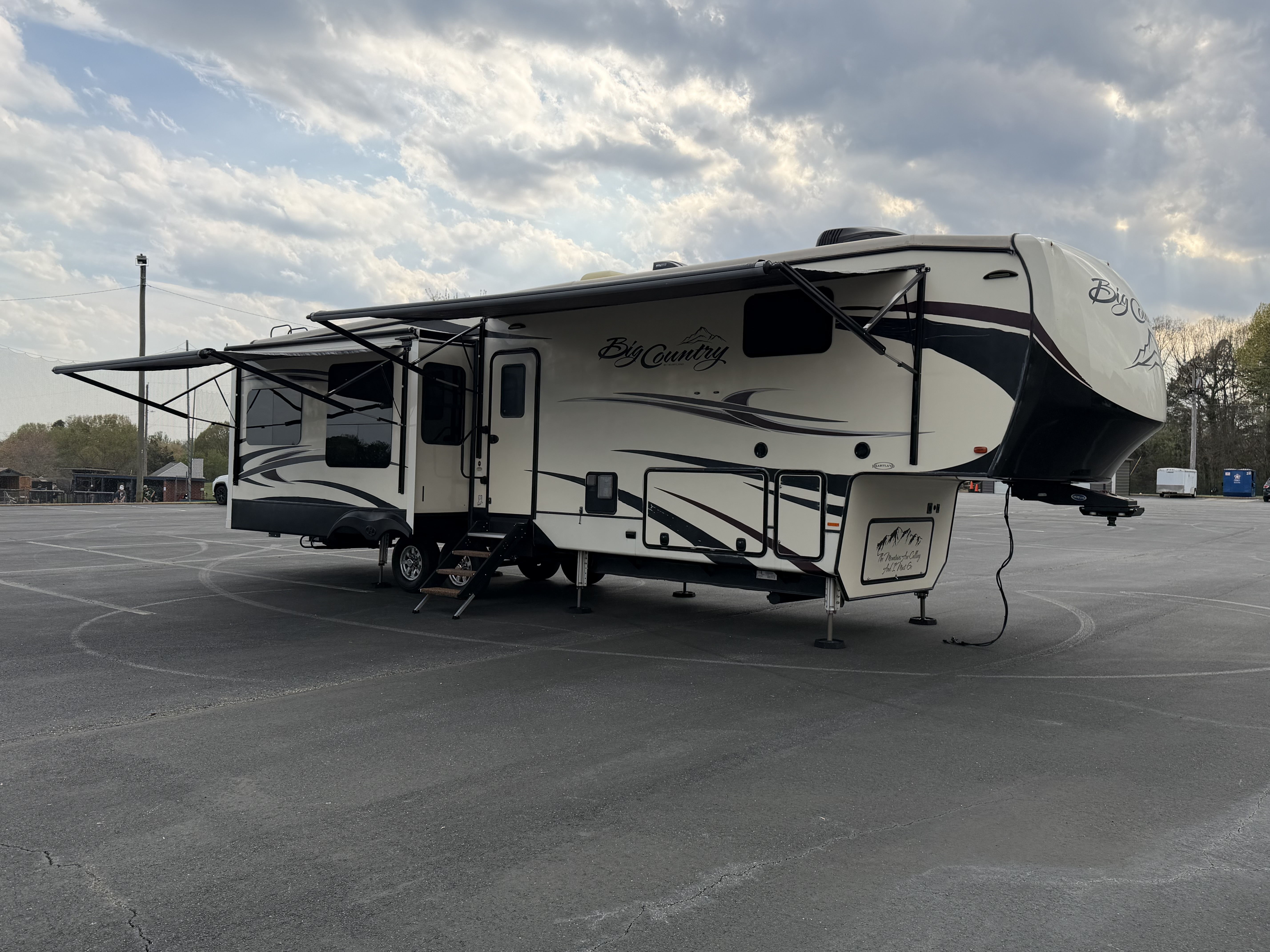 2019 Heartland BIG COUNTRY 3560 SS in trinity NC