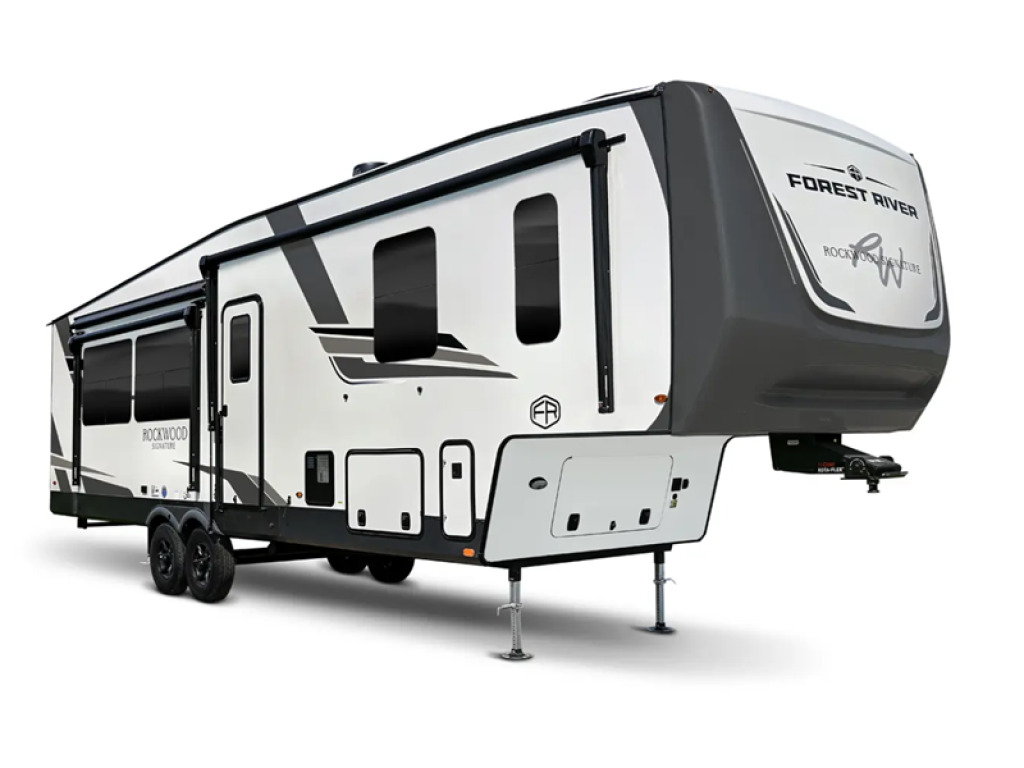 2027 Forest River Rv Rockwood Signature 361RLS in richfield WI