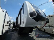 Smoothest-Towing Fifth Wheels Under 0K image