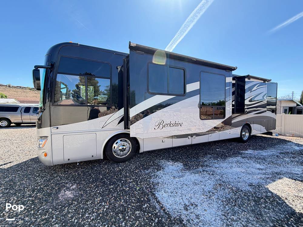 2011 Forest River Berkshire 390RB in thayne WY