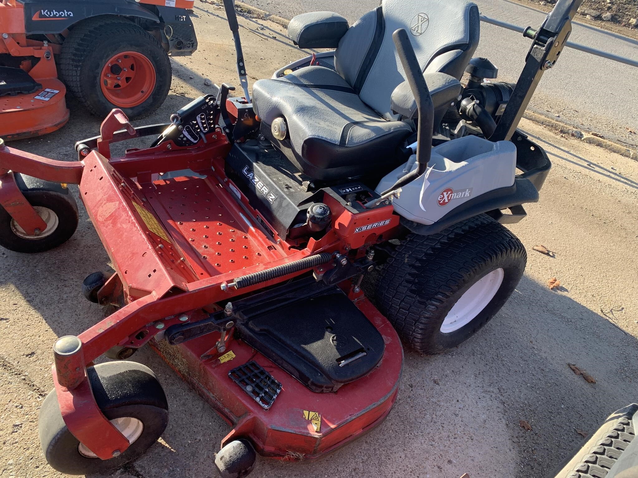 Exmark Mower - Zero Turn For Sale in Tennessee - Equipment Trader