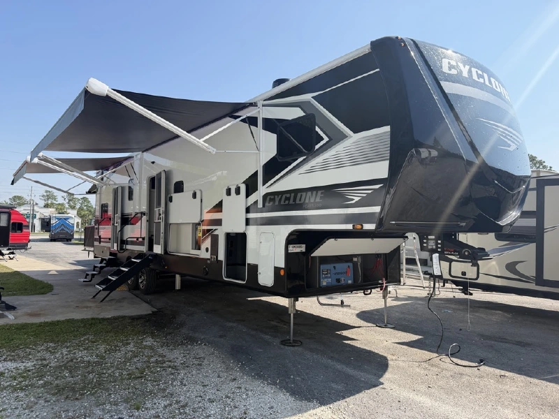 2026 HEARTLAND CYCLONE 3511