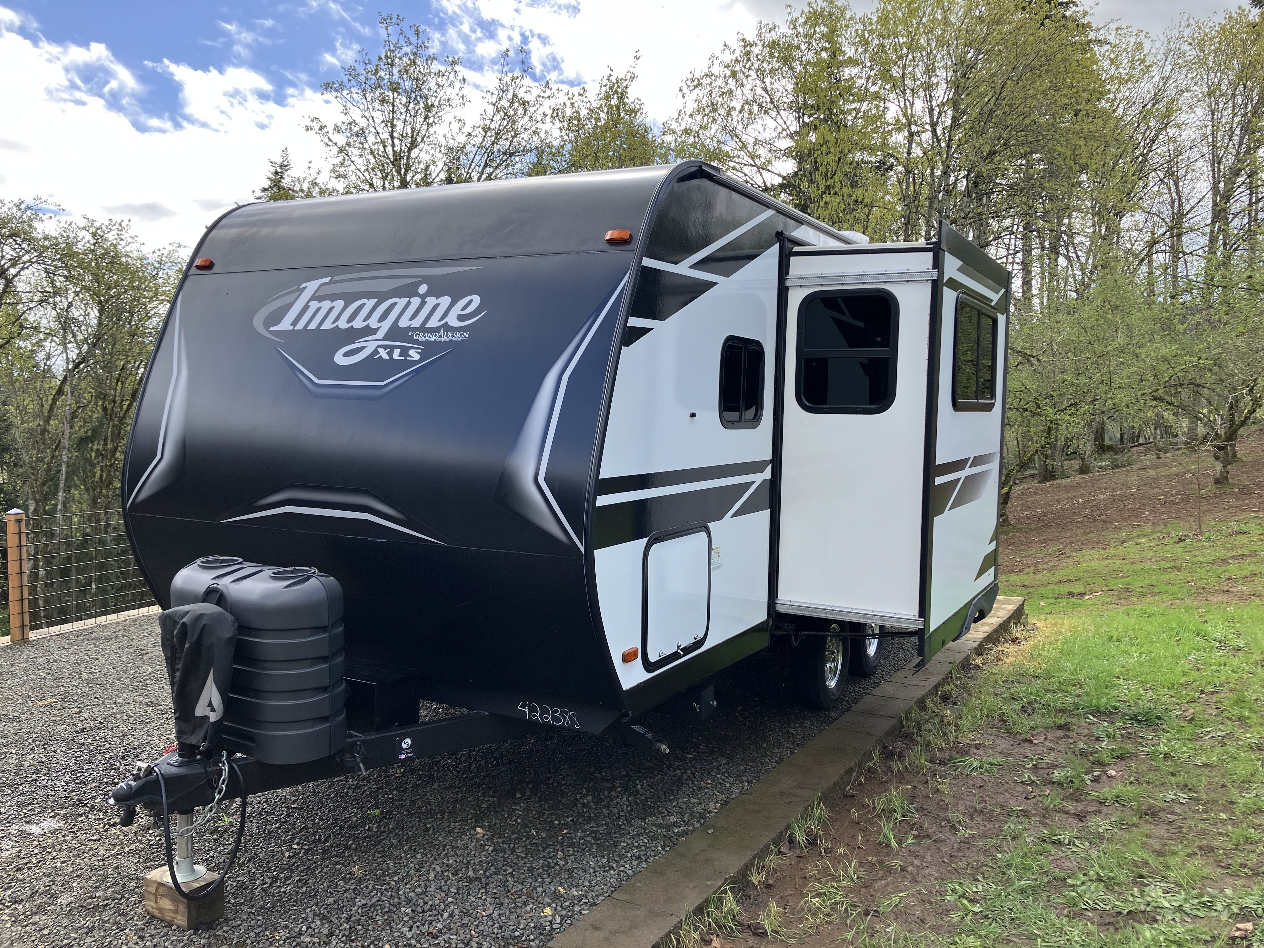 2021 Grand Design IMAGINE XLS 17MKE RV
