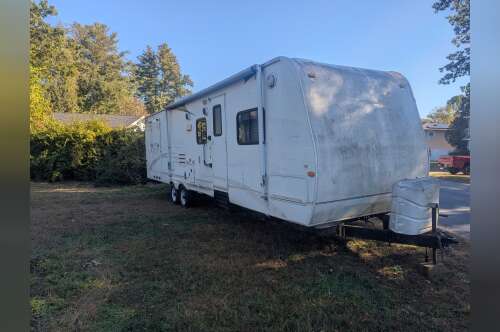 2008 Keystone COUGAR 300SRX in hudson NH