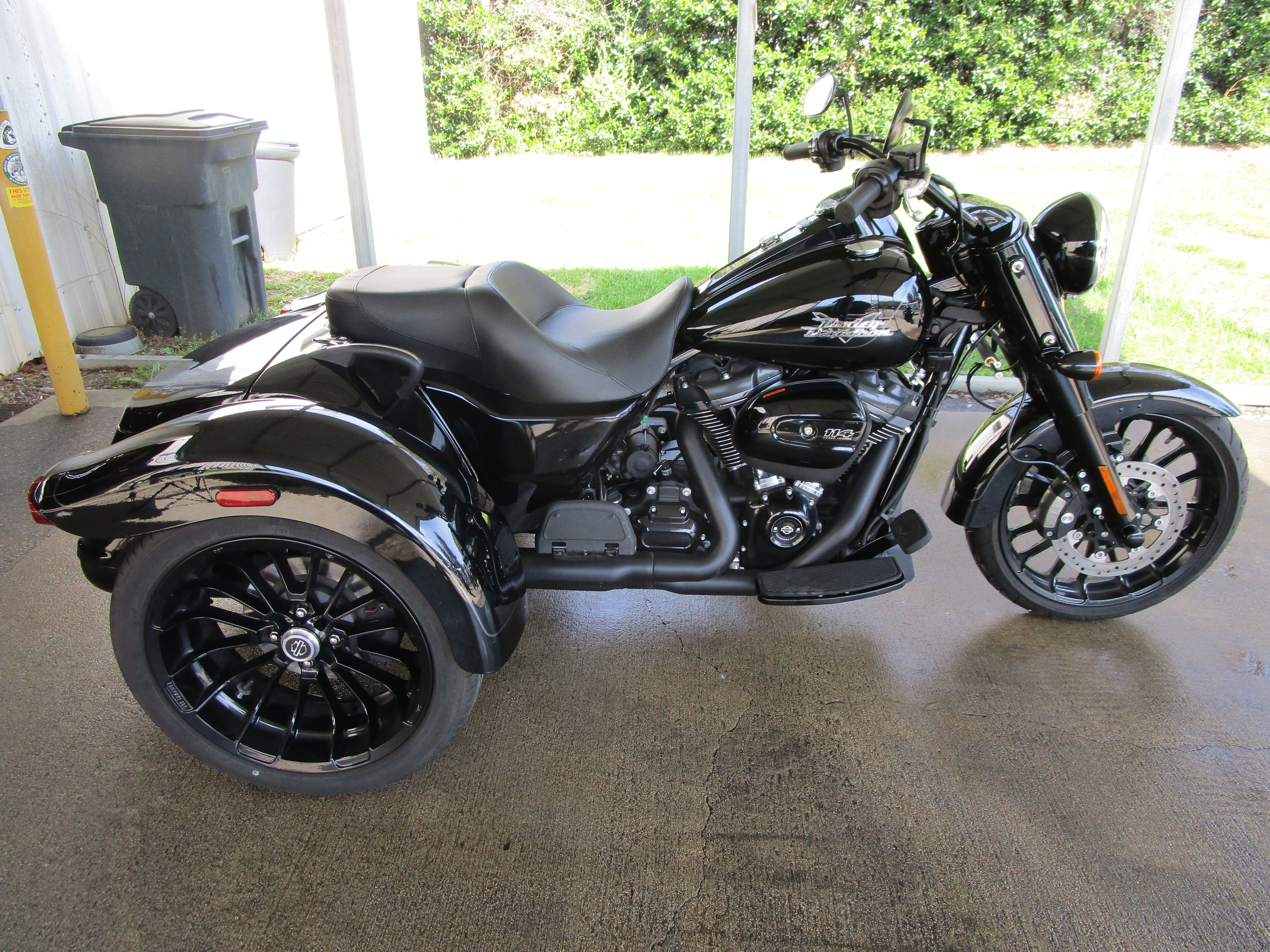 2023 Harley-Davidson FREEWHEELER FLRT in Asheville, NC