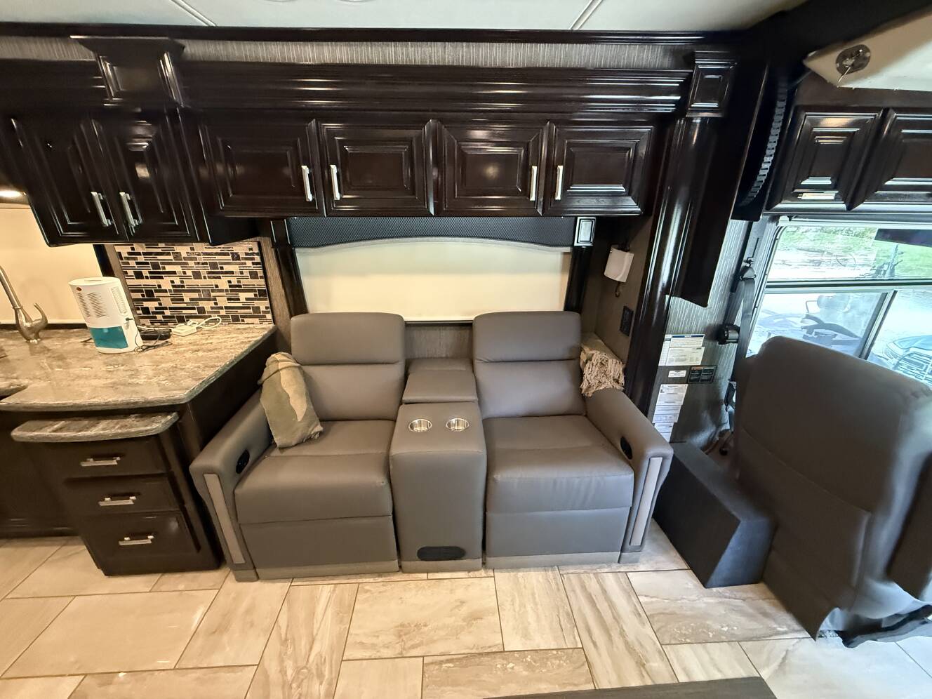 A photo of this 2019 Thor Motor Coach TUSCANY 45MX