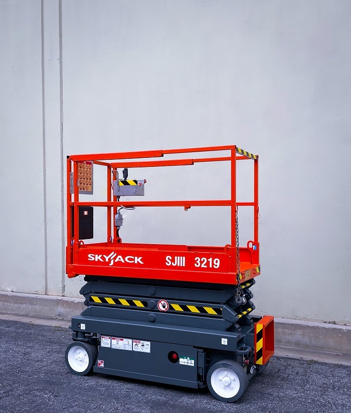 2021 SKYJACK SJIII 3219 in Hayward, CA