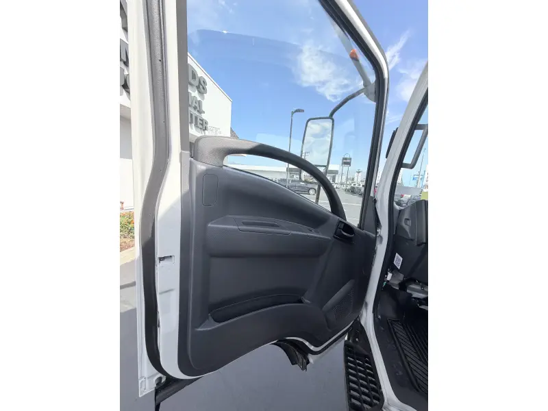 2026 ISUZU NRR GAS