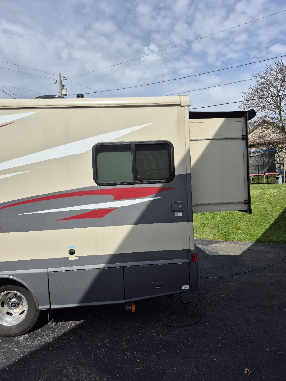 2017 Winnebago VIEW 24G in scottdale PA