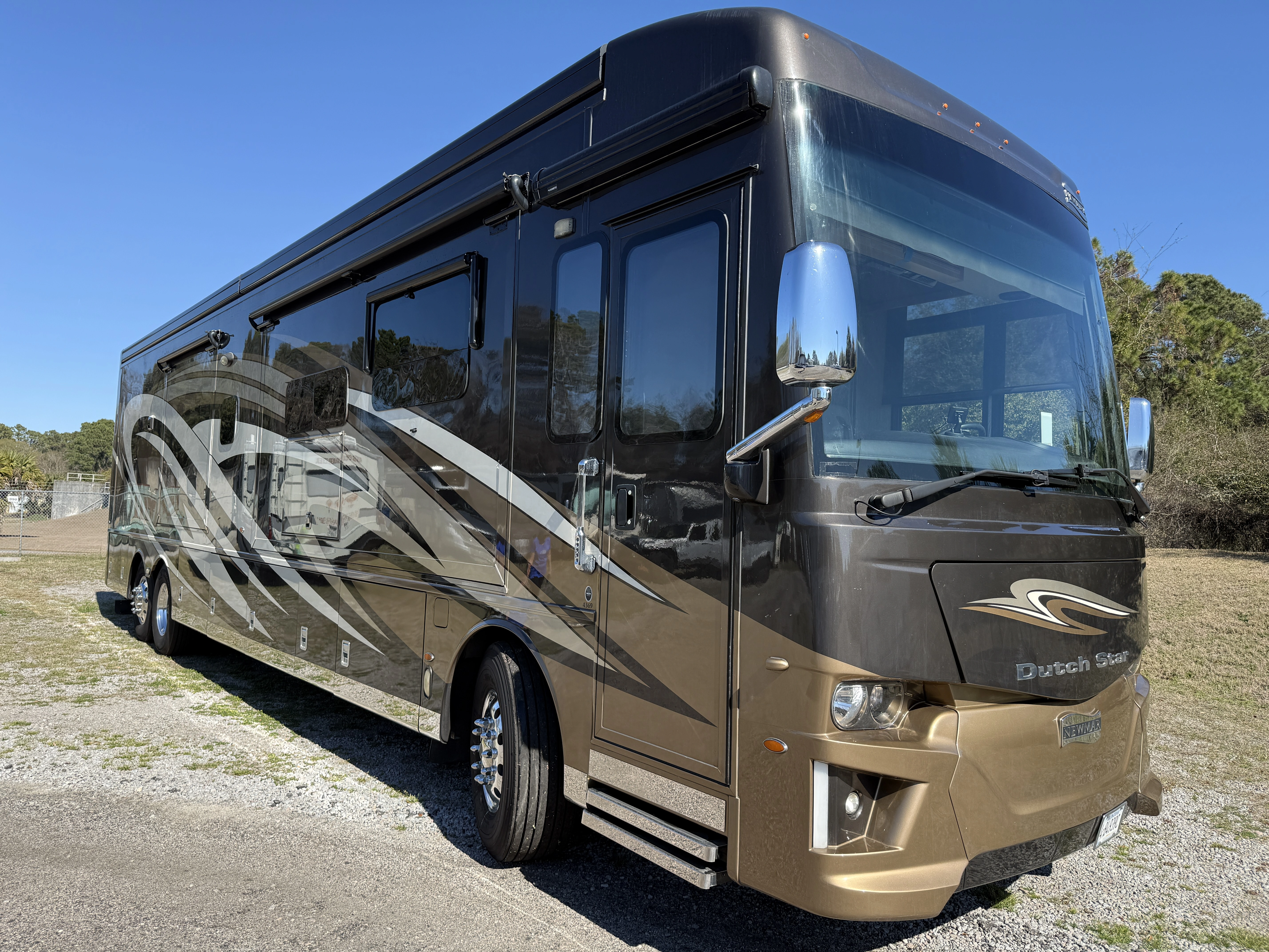 2019 Newmar DUTCH STAR 4369 RV