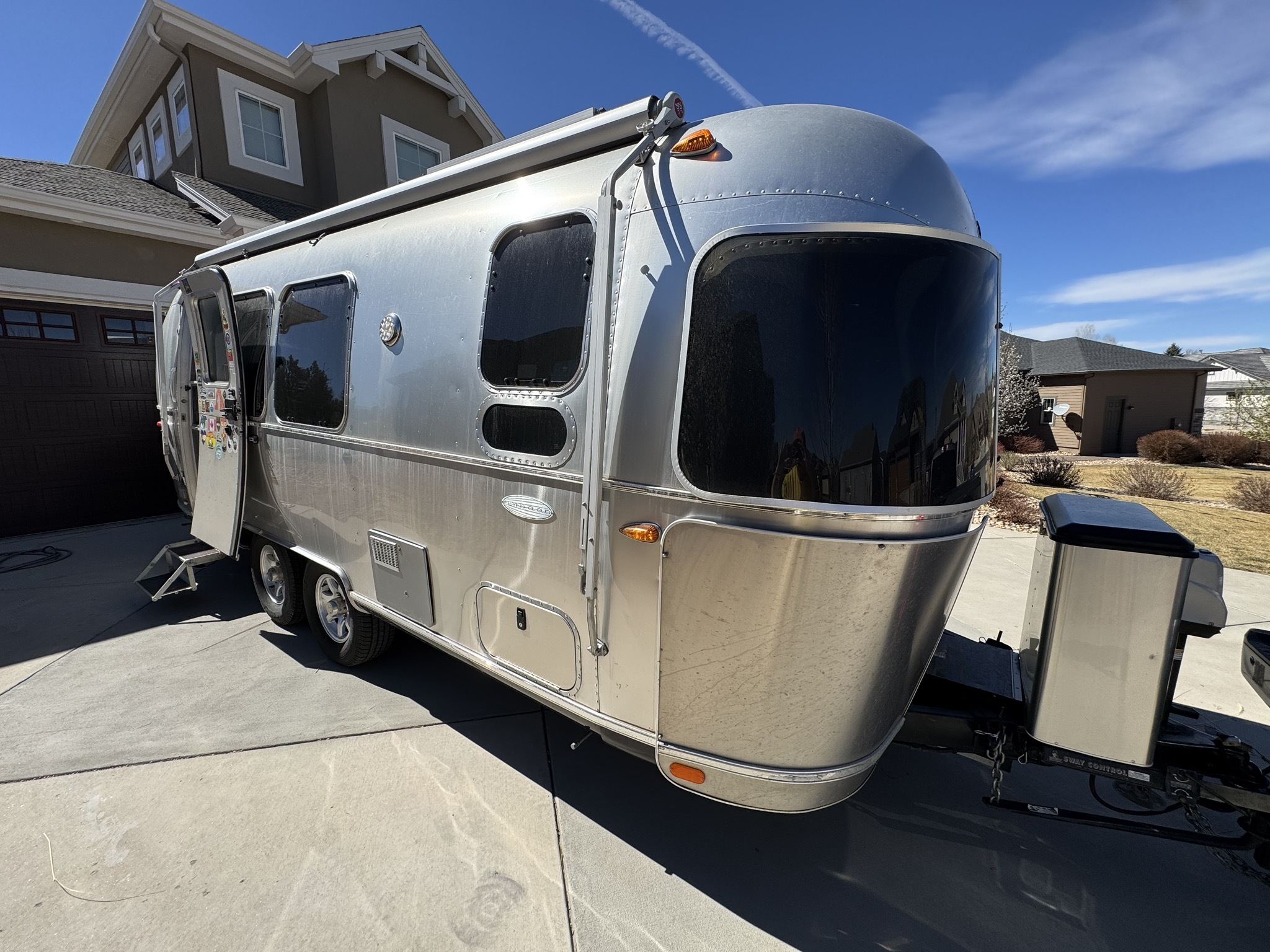 2017 Airstream FLYING CLOUD 23FB QUEEN in loveland CO